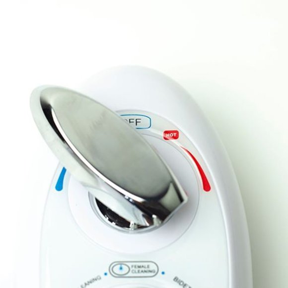 NEW!! Hot / Cold Non-Electric Bidet toilet seat - Picture 3 of 5